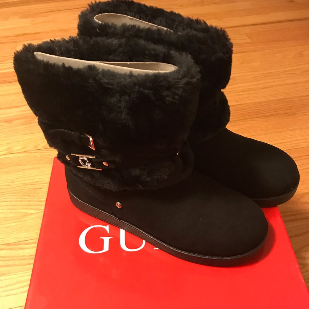 New Guess aerie boots